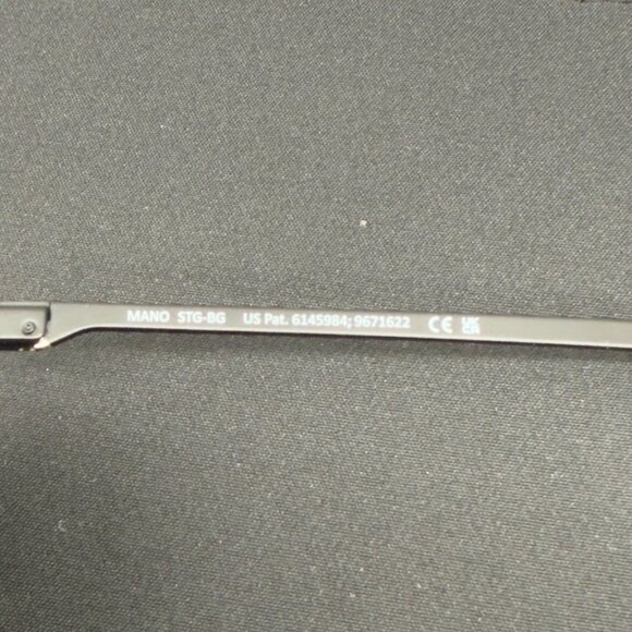 Maui Jim Mano Black Silver Stripe Neutral Grey Lens 877-02 Men's Sunglasses - Picture 8 of 8